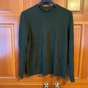 Theory olive green cashmere sweater.  Size XL.